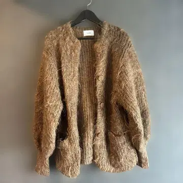 CLANE SHAGGY OVER CARDIGAN 브라운