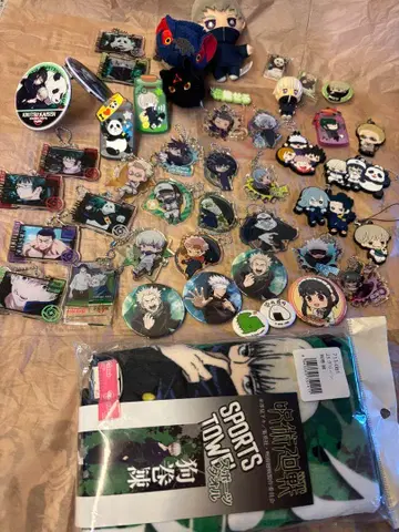 묶음 판매 약 50개 여러가지 주술회전 캐릭터 타월, 키링 등