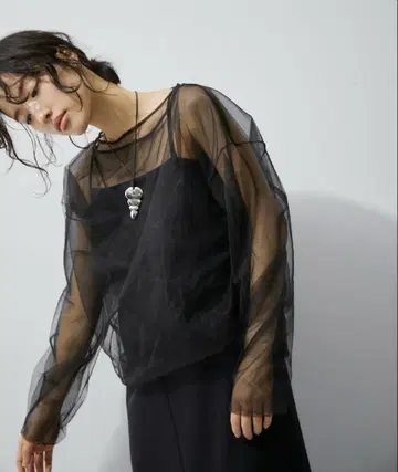 ADAM ET ROPE' 지속가능성 튤 풀오버