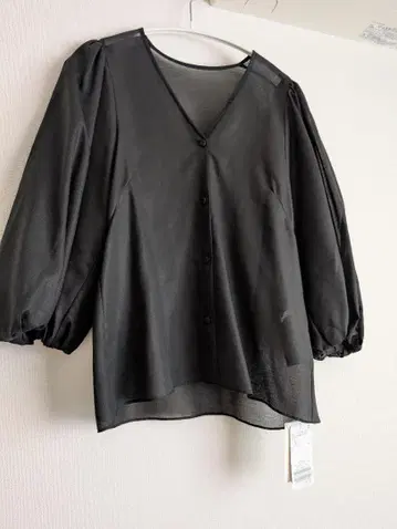 Plage 플라주 Sheer 개더 슬리브 블라우스