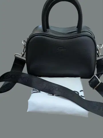 라코스테 LACOSTE 로라 가죽 숄더백 블랙