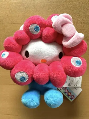간사이 만박 한정 컬러 미야쿠미야쿠 헬로키티 봉제 인형 M 메루카리 택배