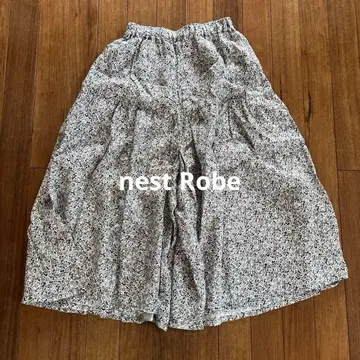 nest Robe 린넨 블랙 플라워 프린트 개더 팬츠