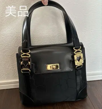 [ 새상품급 ] 모스키노 핸드백 골드 금장 장식 하트