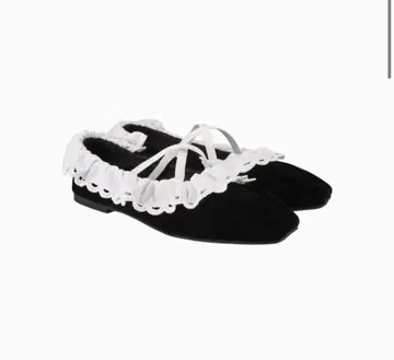 B. LACE BALLERINAS bibiy 비비