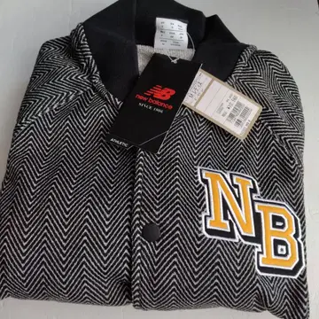 뉴발란스 New Balance 봄버 자켓 WJ03525