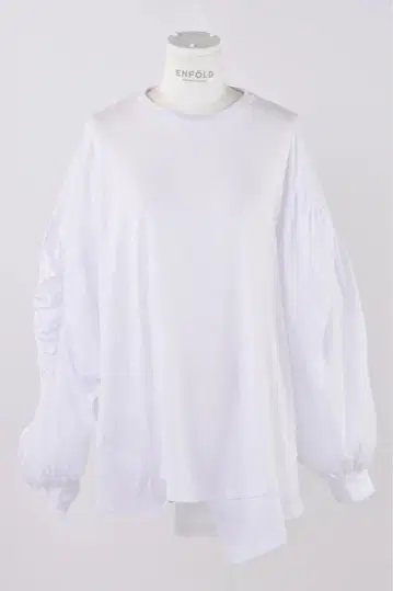 GATHER MOTIF LONG-SLEEVES T-SHIRT