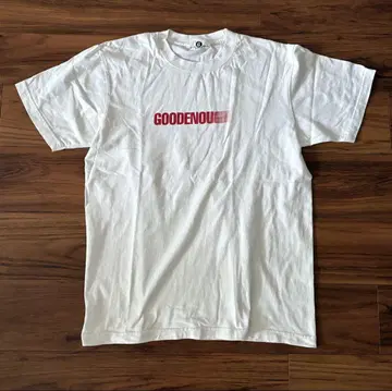 GOODENOUGH 화이트 T셔츠
