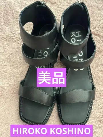 HIROKO KOSHINO 블랙 스트랩 샌들 오픈토