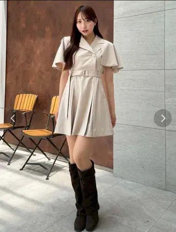 [ 미사용 새상품 ] dazzlin 케이프 트렌치 미니 원피스