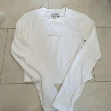 Calvin Klein Jeans 화이트 긴팔 T셔츠 S