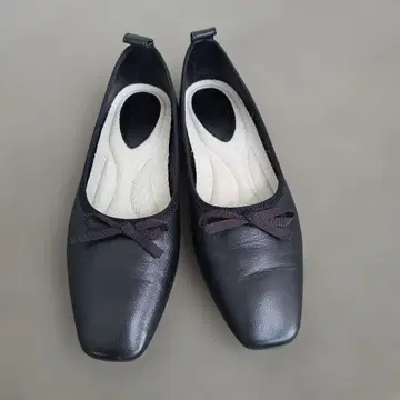 라보키에코노 블랙 리본 플랫슈즈 24.5cm 정가 15400엔