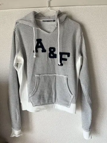 Abercrombie & Fitch 후드 부착 트레이닝복