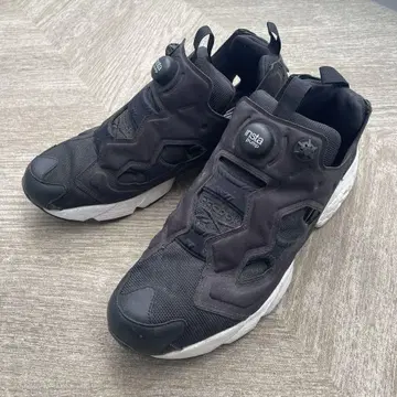 Reebok Insta Pump Fury 블랙