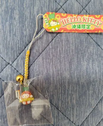 [ 오키나와 한정판 ] 지역 한정 키티 파인애플 스트랩