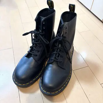 [ 새상품급 ] Dr.Martens 닥터마틴 8홀 24cm 상당 사이즈