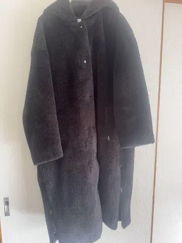 블랙 후디 보아 코트