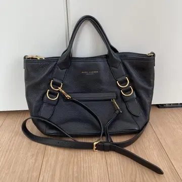 MARC JACOBS 블랙 핸드백