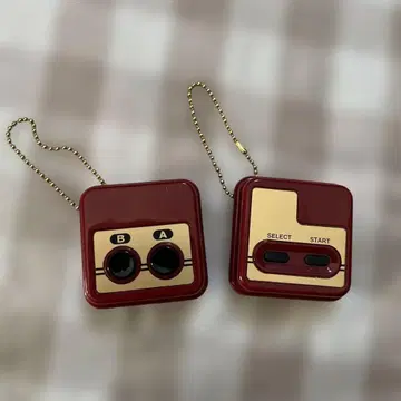 Nintendo 게임 컨트롤러형 키링 빨간색