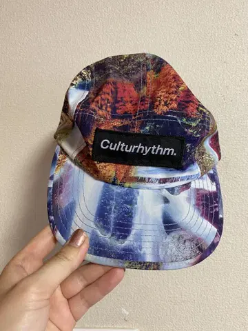 Culturhythm. 다채로운 풍경 프린트 캡
