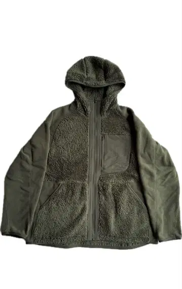 UNIQLO 엔지니어드 가먼츠 플리스 OLIVE XL