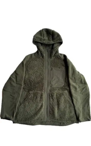 UNIQLO WHITE MOUNTAINEERING 플리스 OLIVE XL
