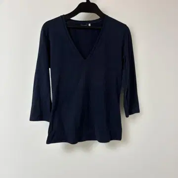 Cruciani 네이비 V넥 7부 소매 티셔츠