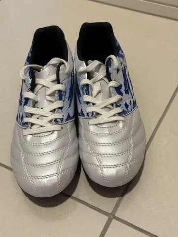 Umbro Speciali Pro 축구화