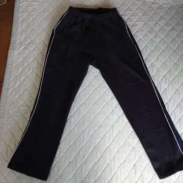 EVISU 블랙 플레어 팬츠 사이드 라인 (데님) 부착