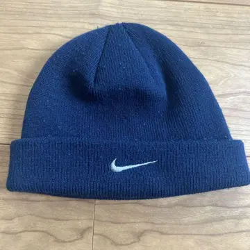 Nike 네이비 니트 모자