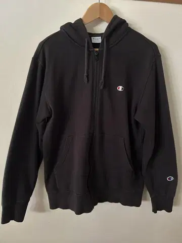 Champion 블랙 집업 후드티