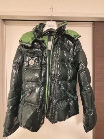 MONCLER 다운 자켓 다크 그린