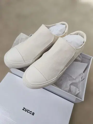 ZUCCA 주카 스니커즈 캠퍼스 원단 사이즈 M 미사용 새상품 여성용