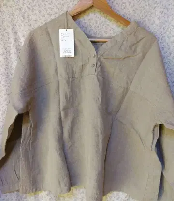 네스트로브 린넨 상의