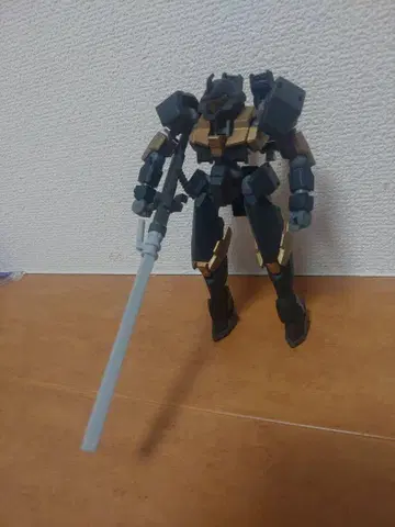 1/144 HG 레긴레이즈 쿠르슈기 완성품 동시 300엔 할인
