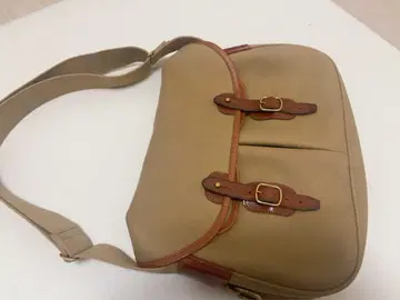 브래디 아리엘 트라웃 라지 숄더백
