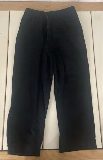 MHL. 캐주얼 팬츠