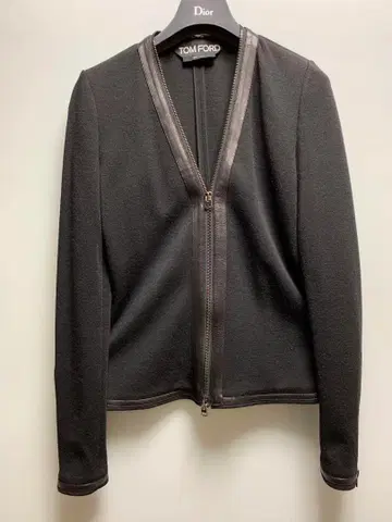 톰포드 노카라 자켓