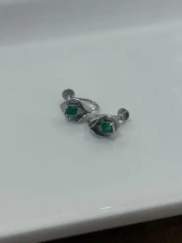 k14wg 에메랄드 귀찌