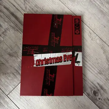 StrayKids Christmas Eve 4 CD & 사진집 세트