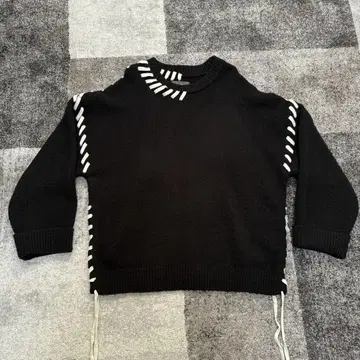 clel 핸드 스티치 사이드 레이스 니트 xs