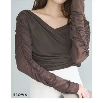브라운 블랙 드레이프 긴팔 상의