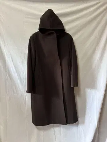 레리안 화이트 라벨 코트