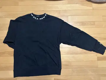 NEW ERA 블랙 맨투맨 L 사이즈