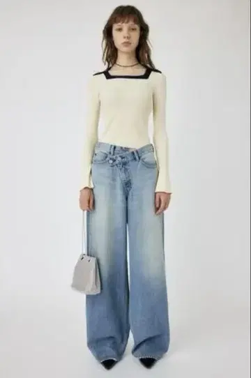 MOUSSY CROSS WAIST WIDE STRAIGHT