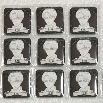 진격의 거인 리바이 조사병단 랜덤 캔뱃지