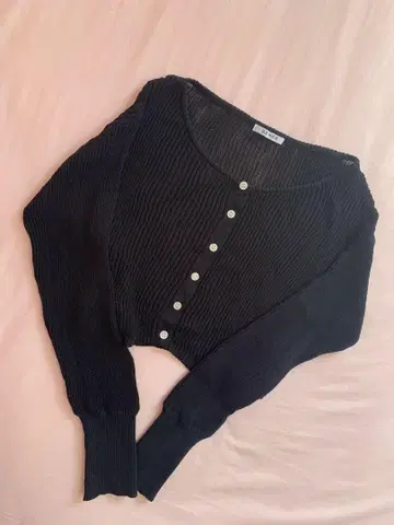 SENEE 크롭 시어 가디건 BLACK