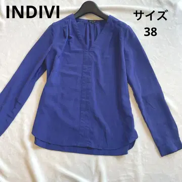 INIDIVI 네이비 V넥 긴팔 블라우스 38