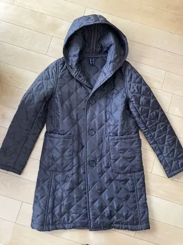 THE SMOCK SHOP 후드 부착 퀼팅 자켓 브라운