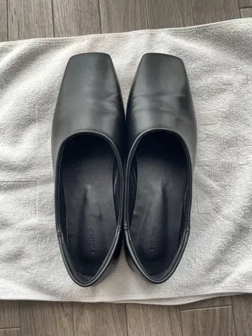 OHOTORO 스퀘어 레트 펌프스 블랙 24cm